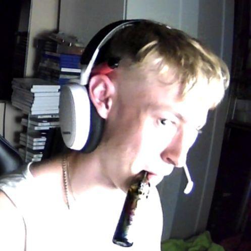 Bradleet1 avatar