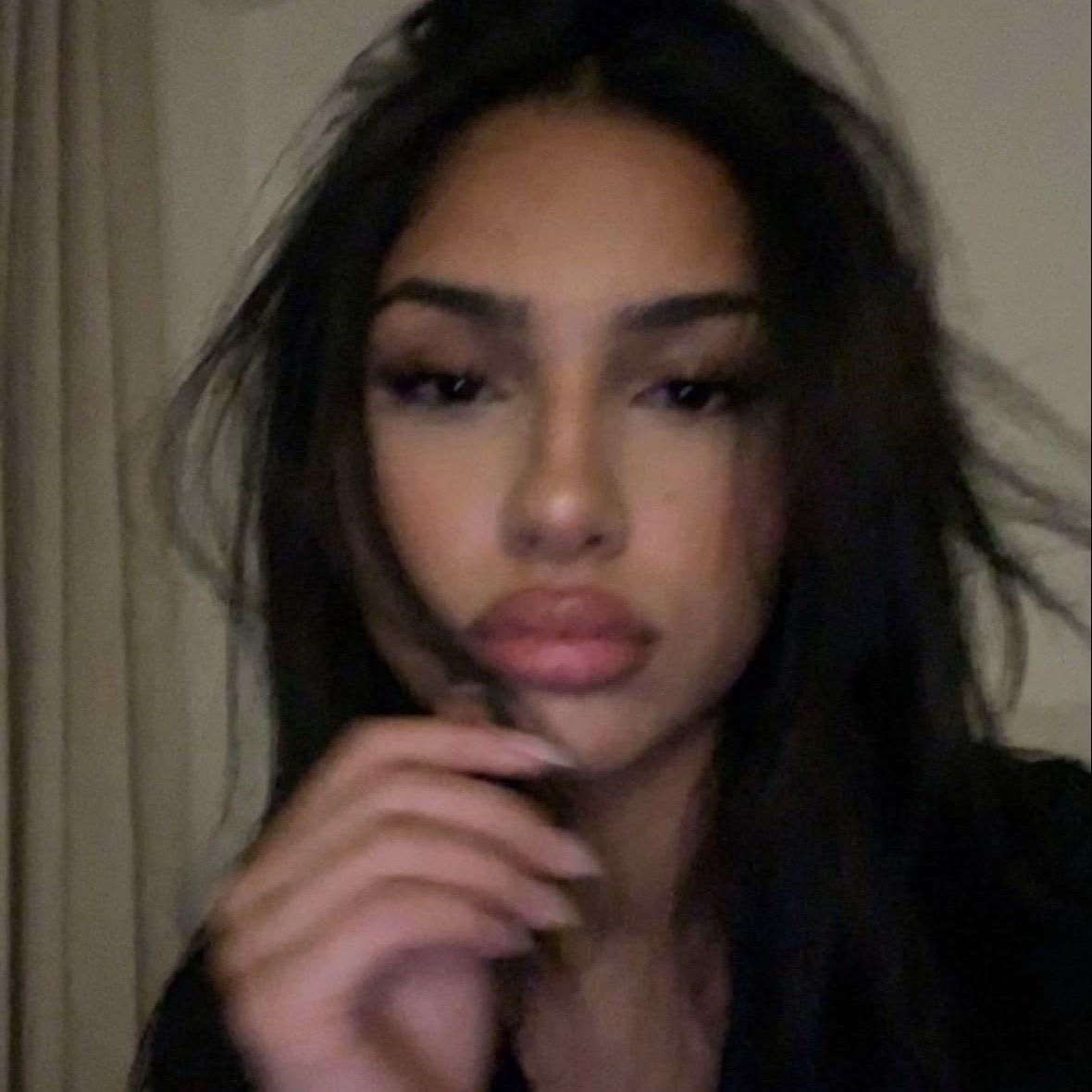 -uN_