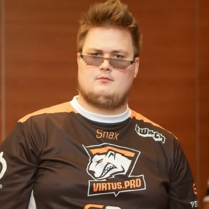 Alanoxer