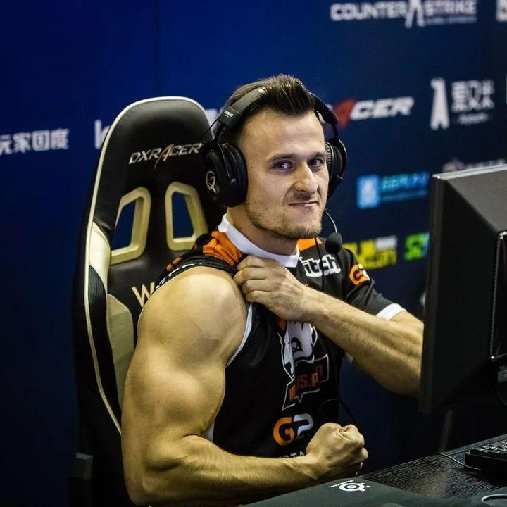 klaudekp96 avatar