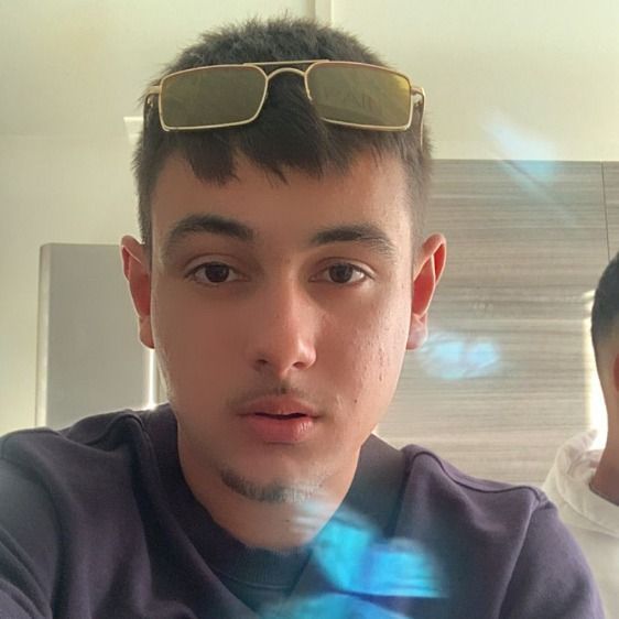 gabi94jr10