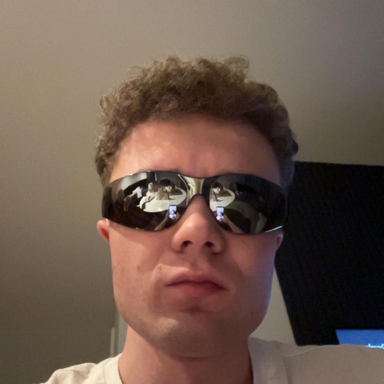 Adamm777 avatar