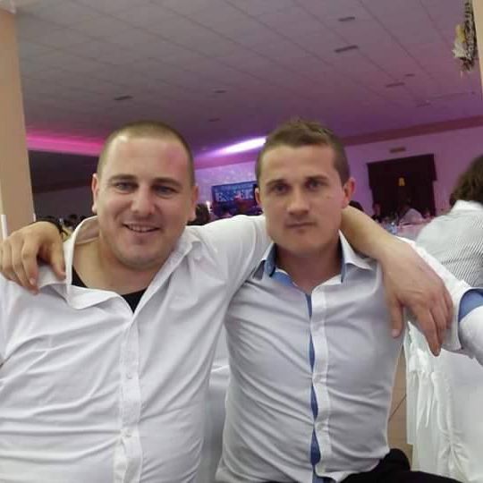 lukZYA