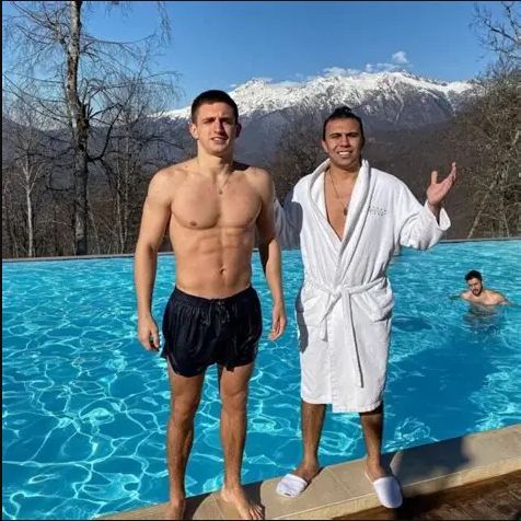 6paTuK_Mou