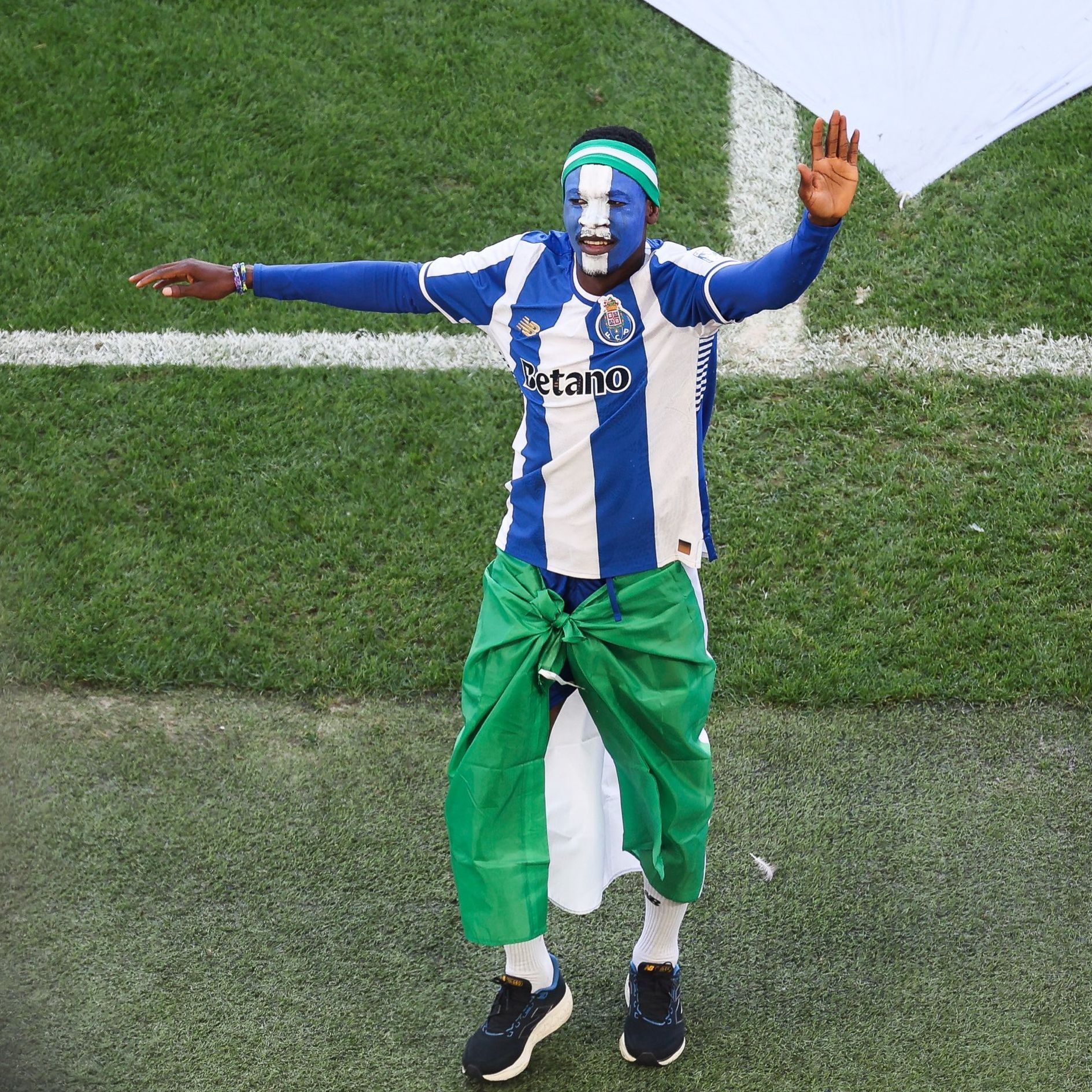 Santoss11