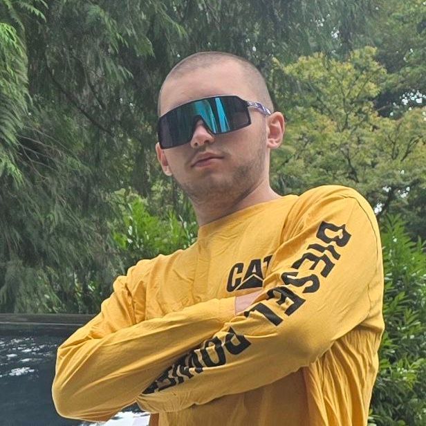 2L8t