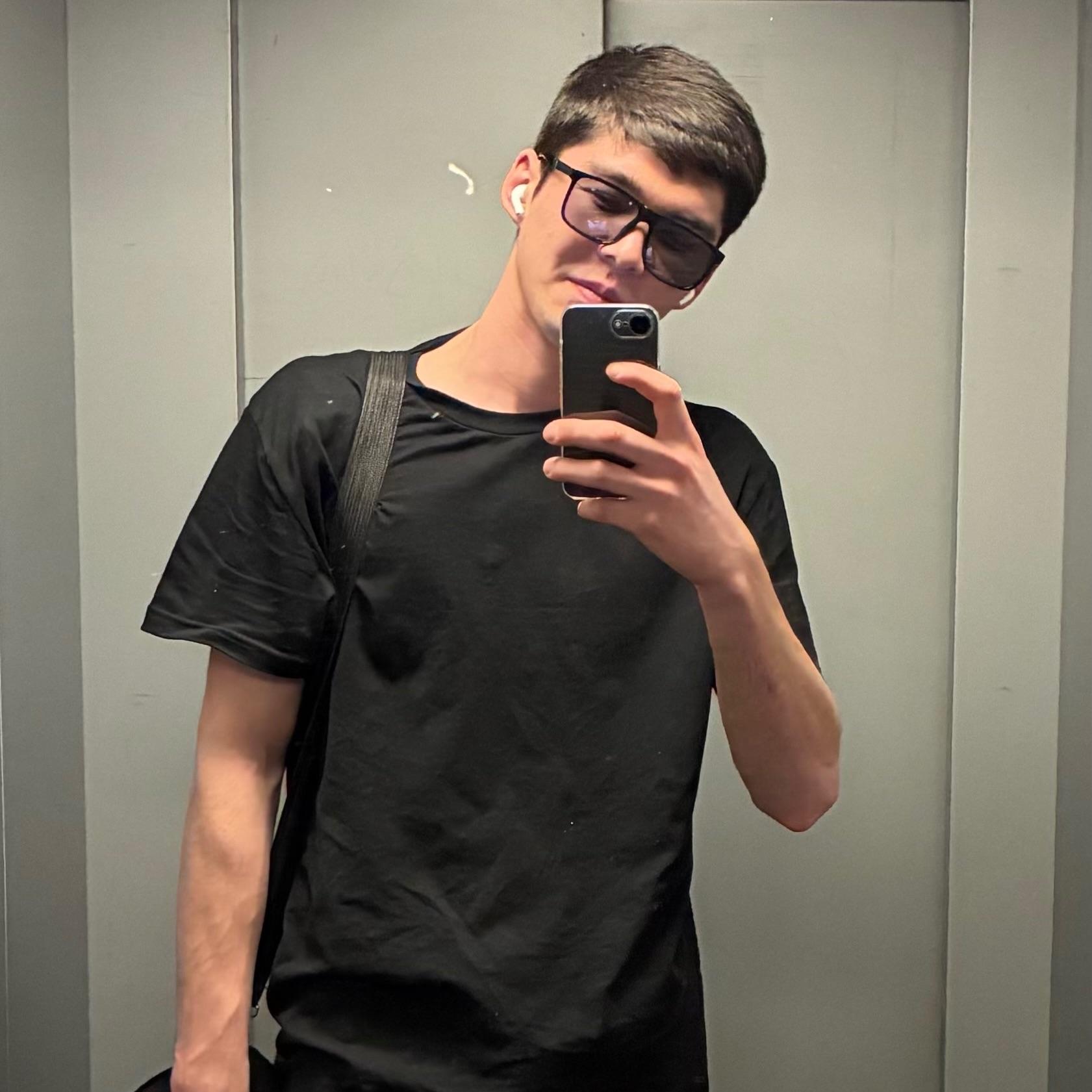 ELder1y_ avatar