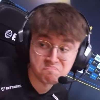 Sz4mbonur3k avatar