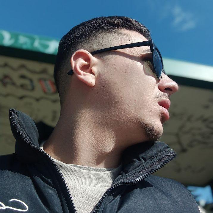 Stefy1998 avatar