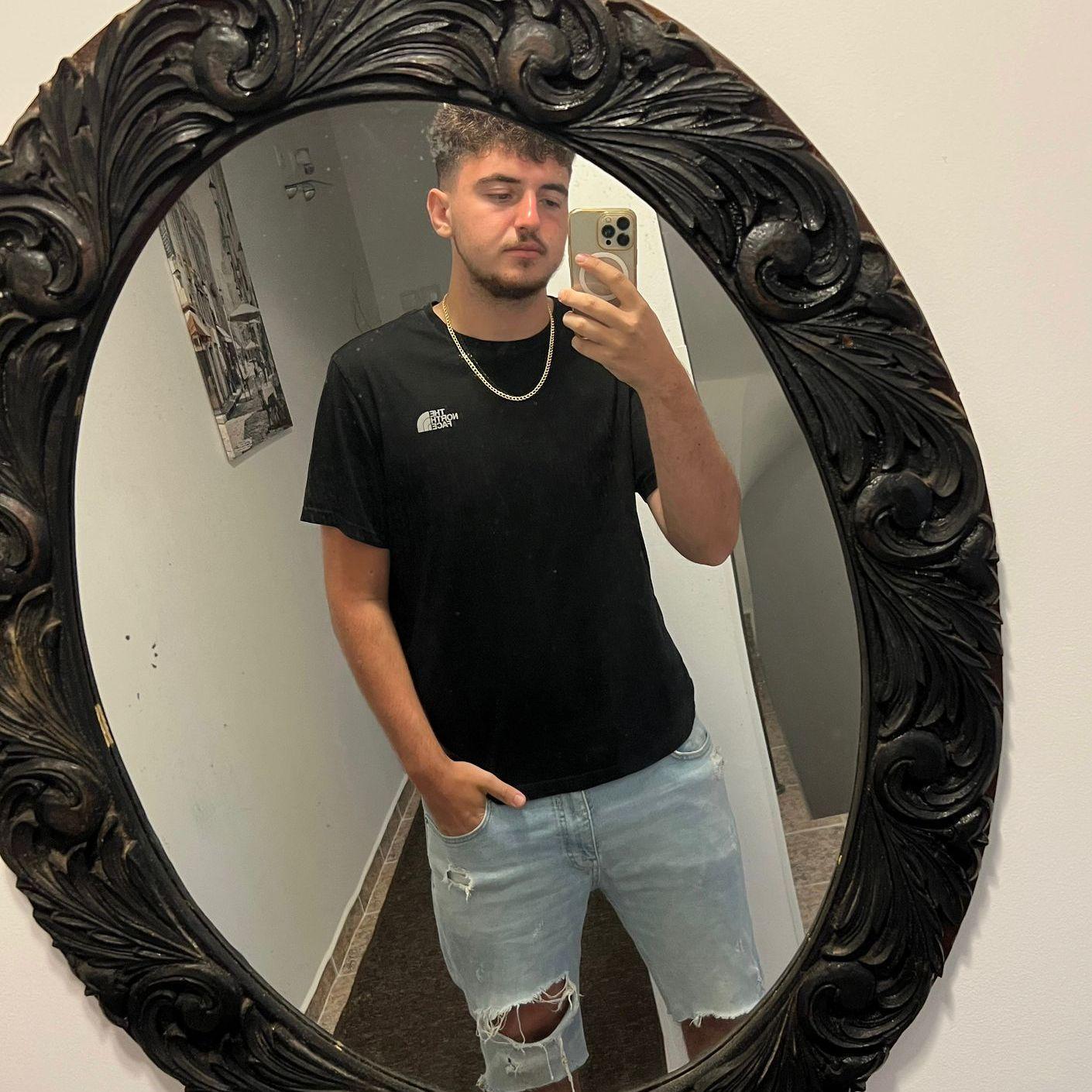 LucaIonut10 avatar
