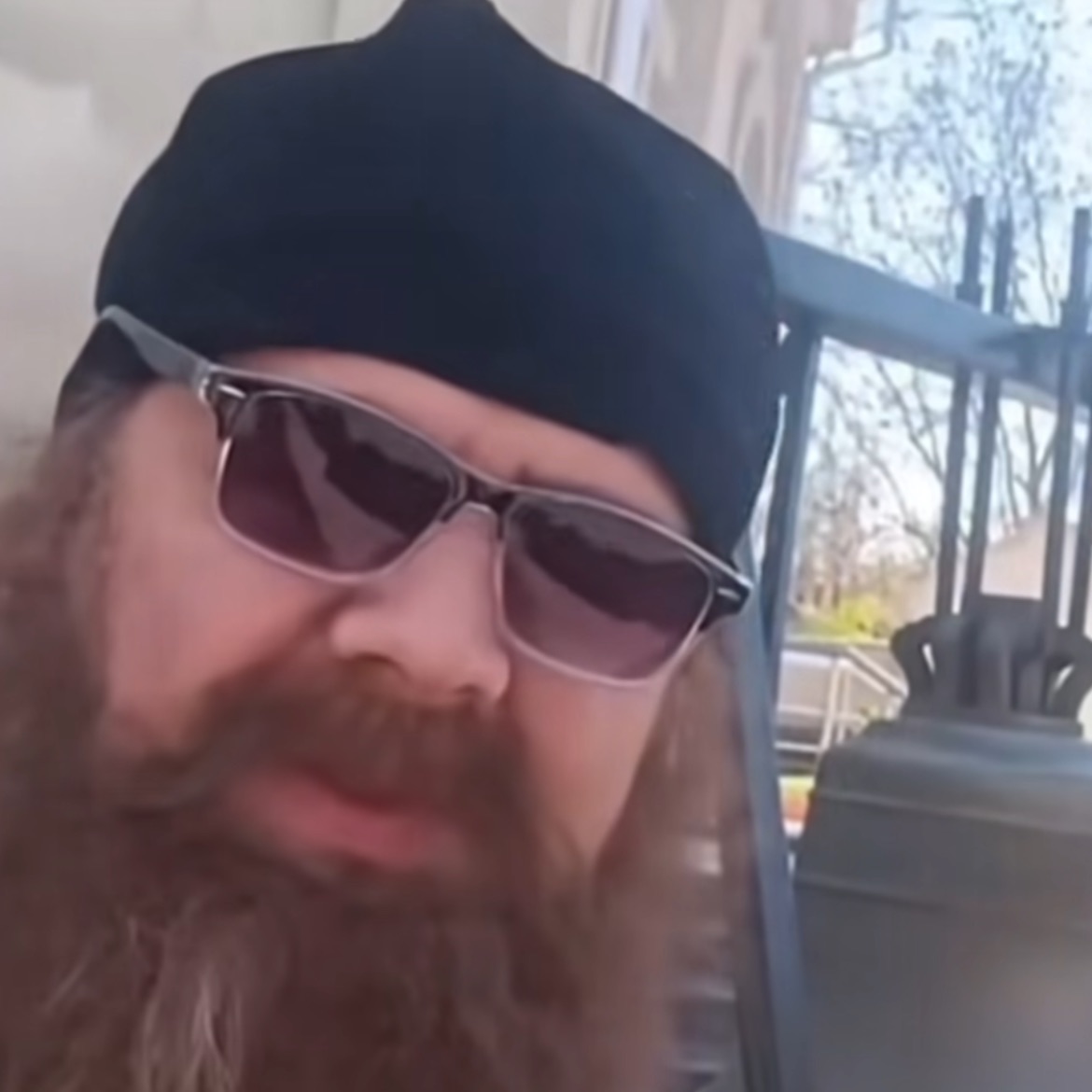 RAZYBCHIK