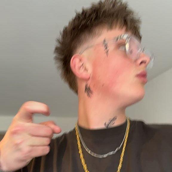 Sk1nkePEEK