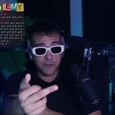 Jellys18 avatar