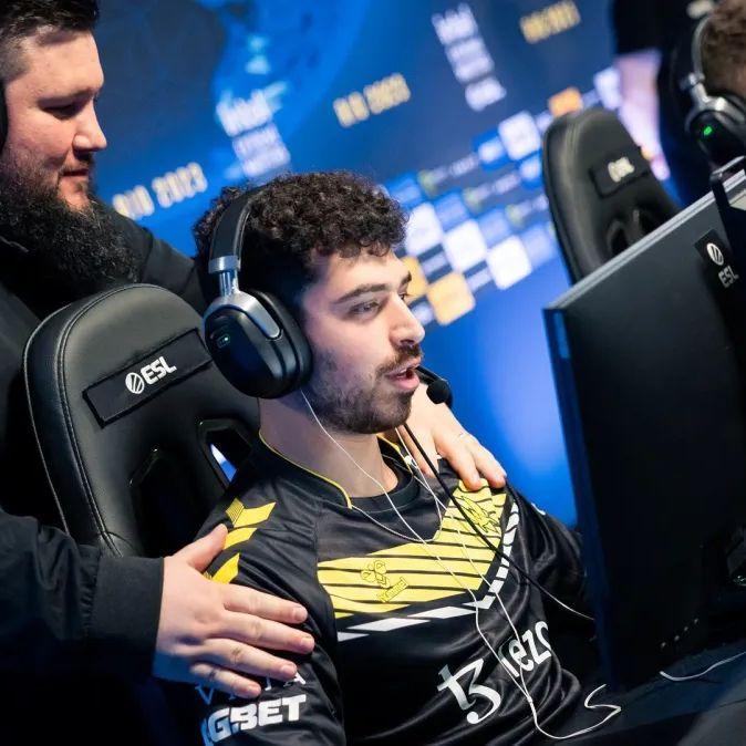 SpaksY avatar