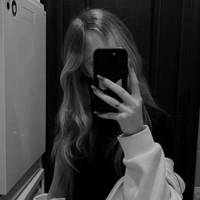 Ozzz0ra avatar