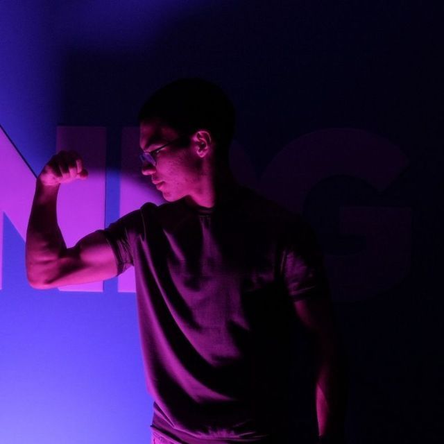 b0sb3nd2 avatar