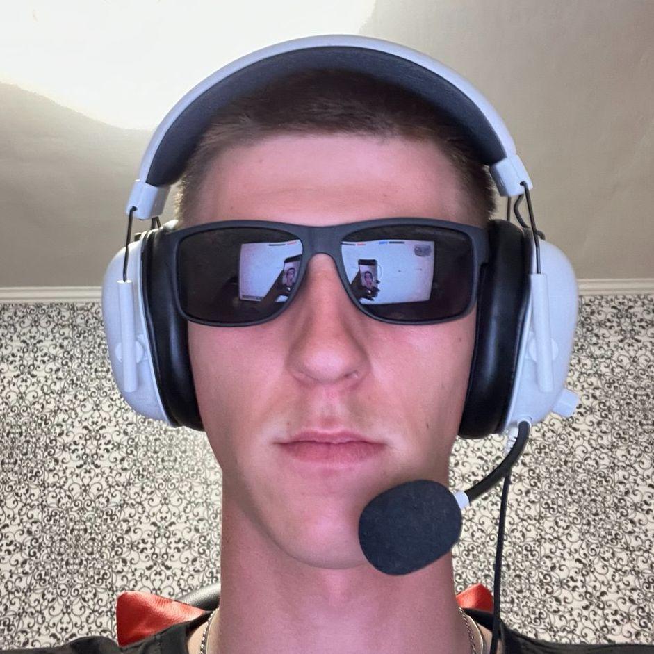 essenthiaI avatar