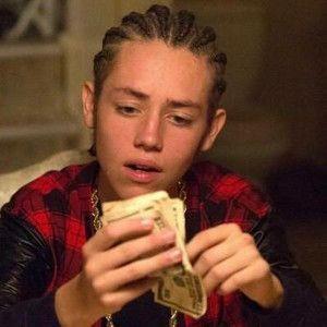 WHITEB0YCARL avatar