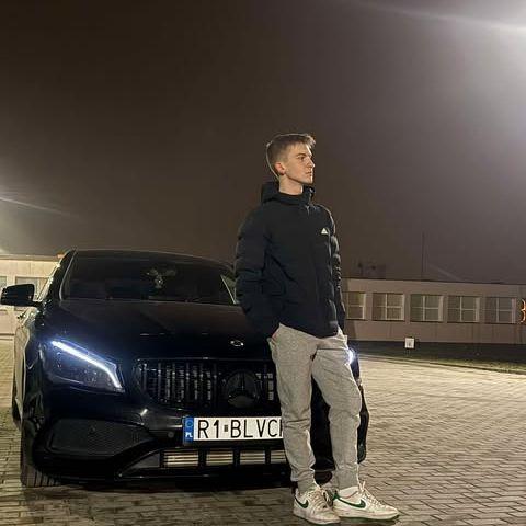 Alficzek_ avatar