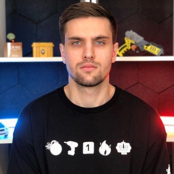 D9D9_ILYXA avatar