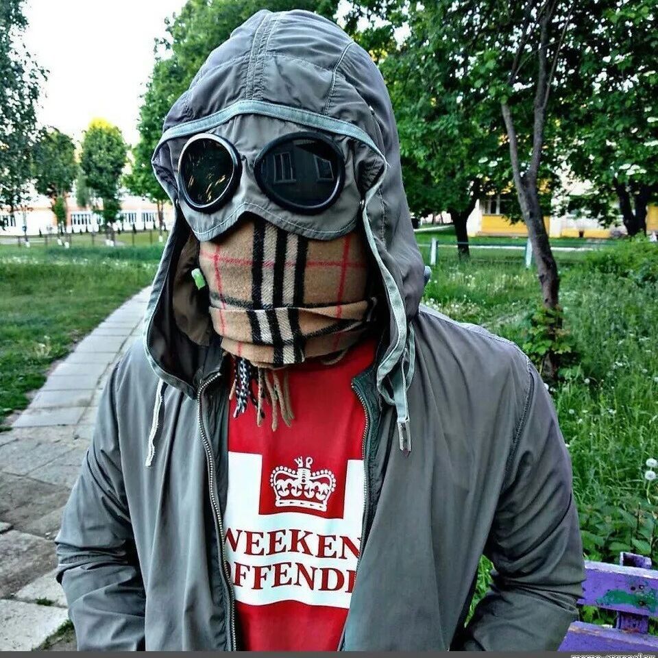 mo1ee4ne