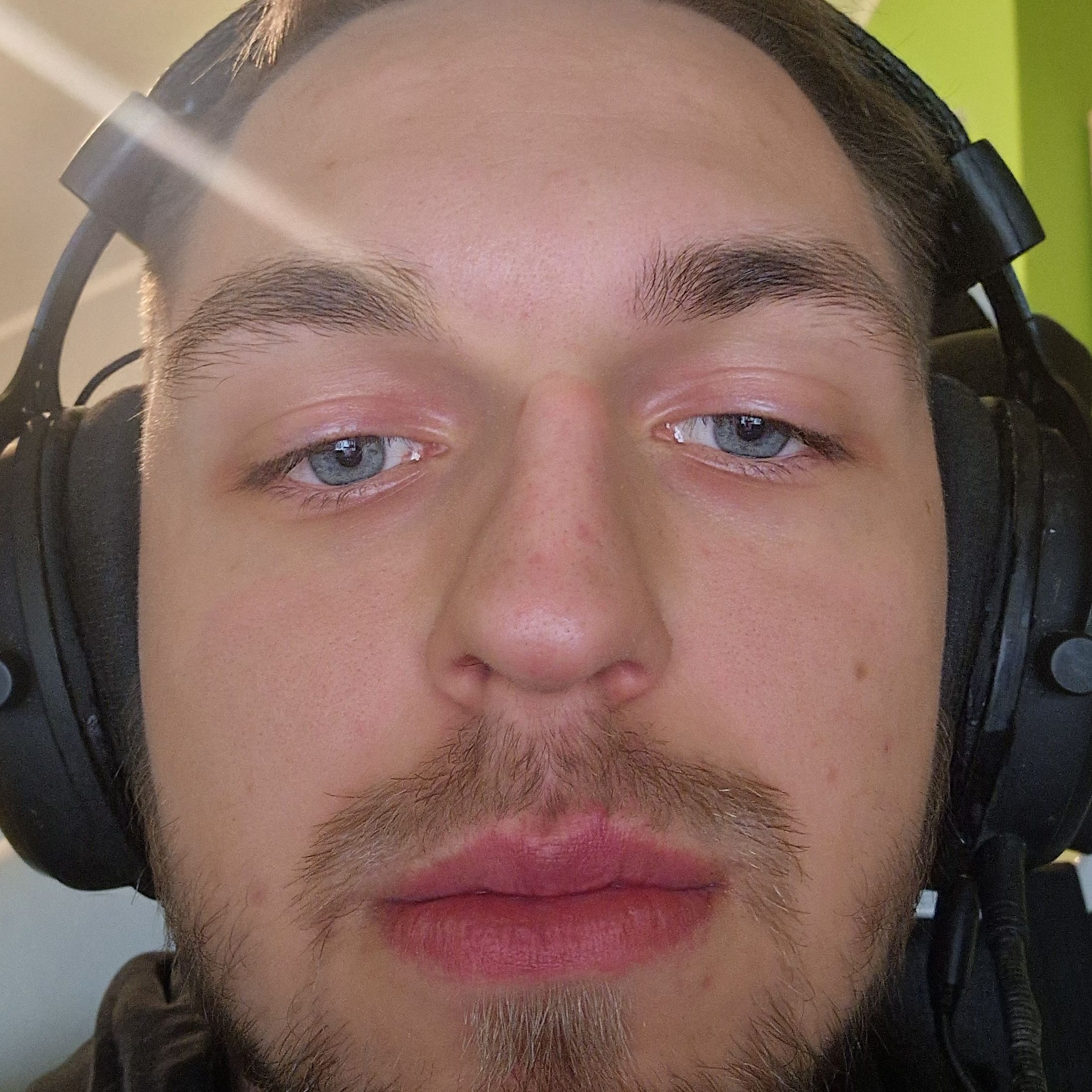 GiZoNNN_