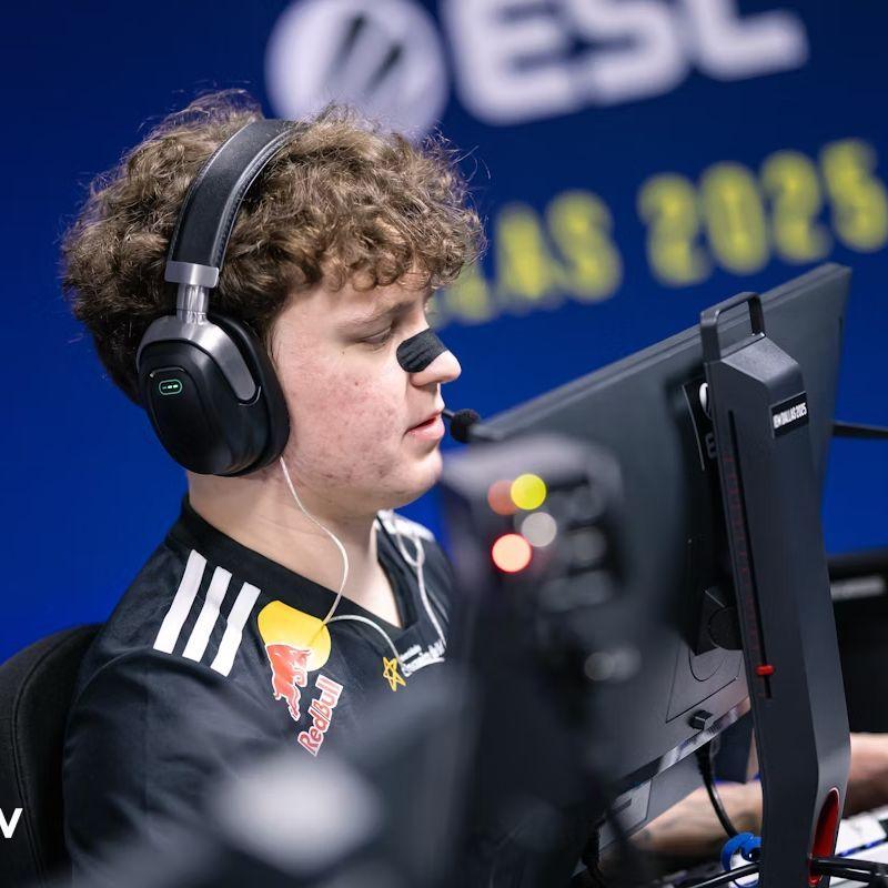 P9PAV3N14K avatar