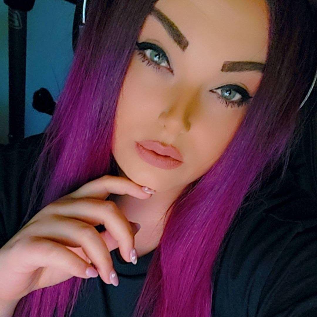 LeYLaaa avatar