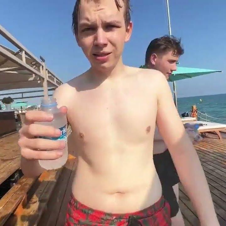 zwyx1z