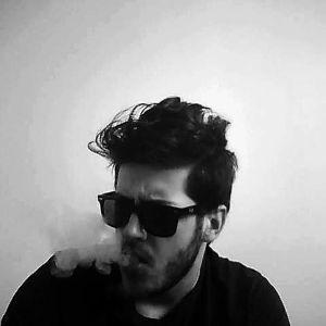 aLYYYYYYYYYY avatar