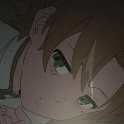 August avatar