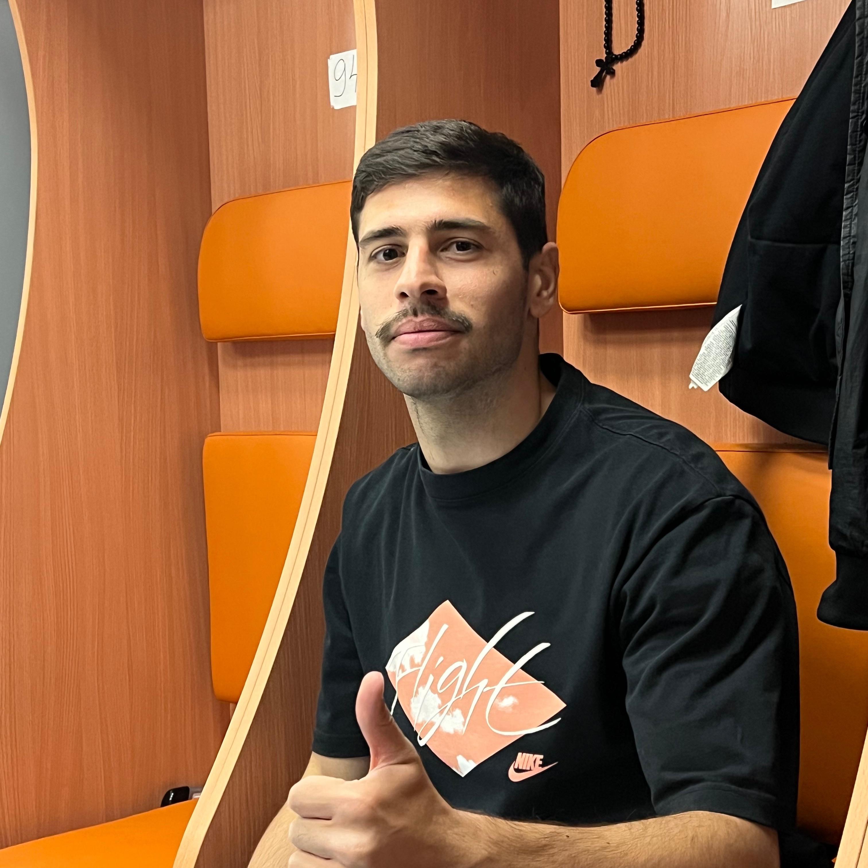 Zhelezo14 avatar