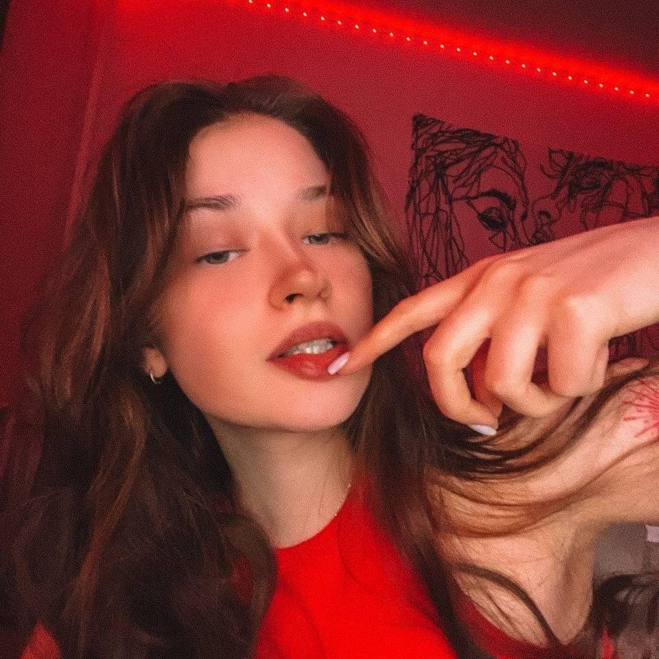 muxinaay avatar