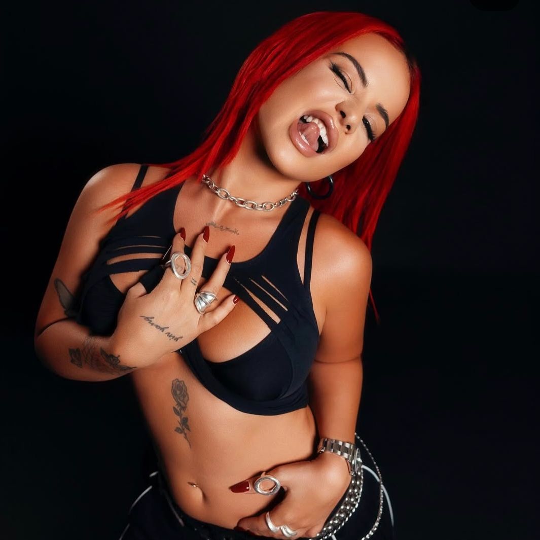 -SLay-_- avatar