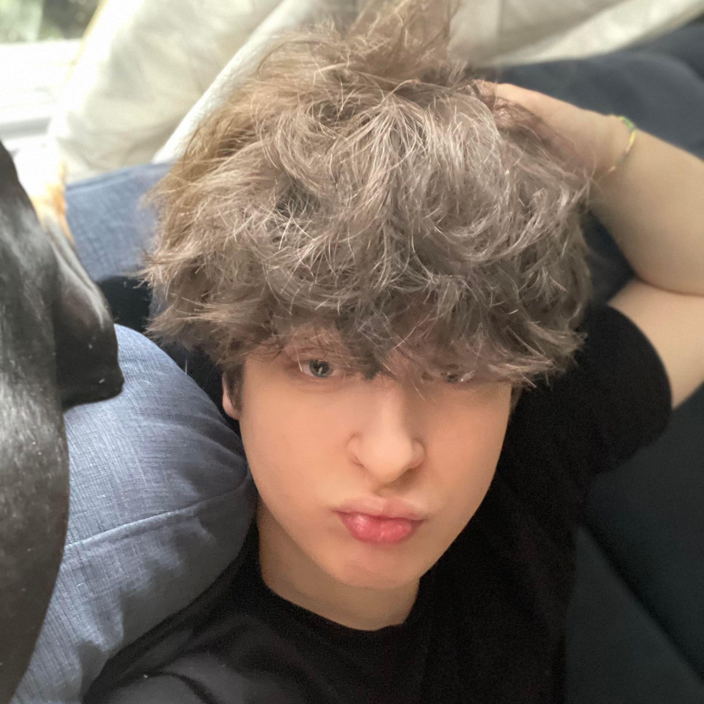 ErenBoiiii avatar