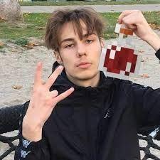 enderpaula avatar