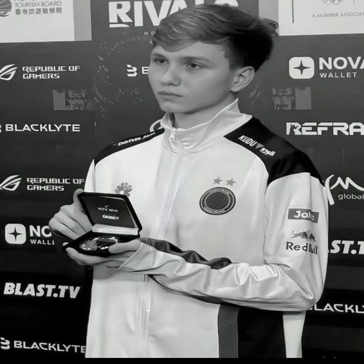 Monzri FACEIT avatar