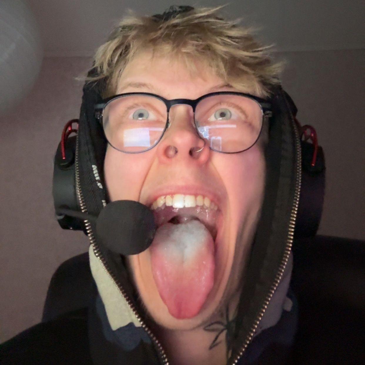 villagerpeek avatar