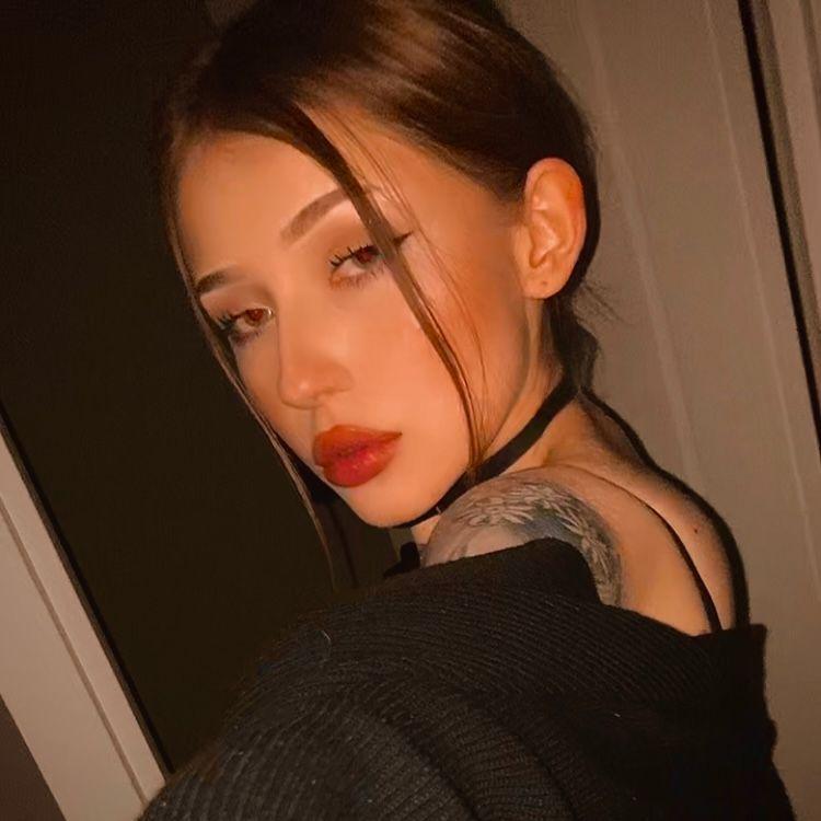 nyaoomi avatar