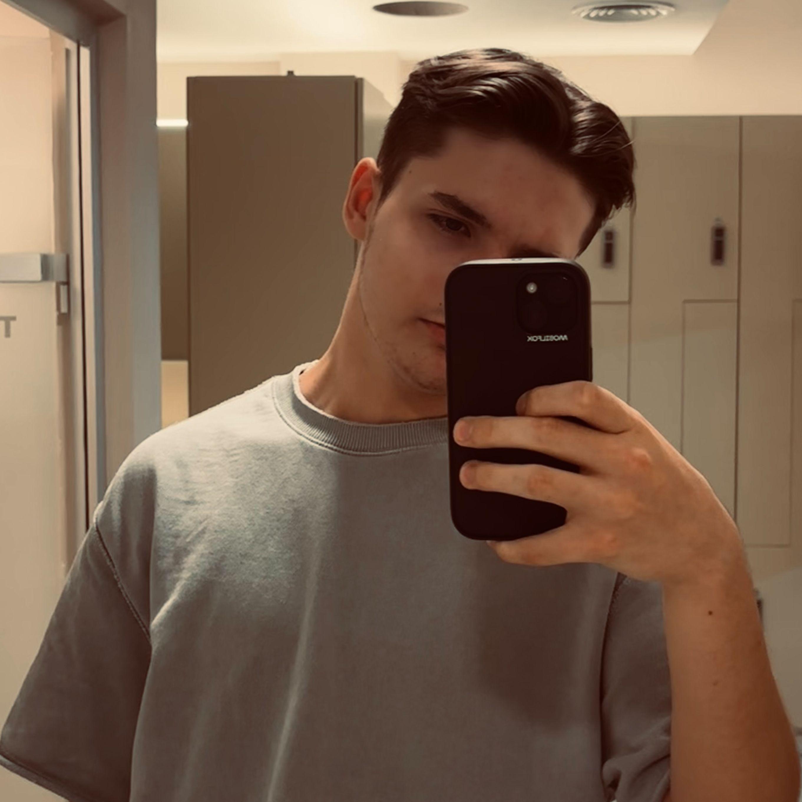 Maita135 avatar