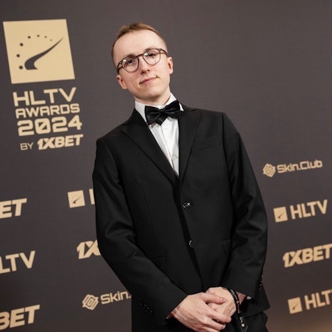 ROpZ88