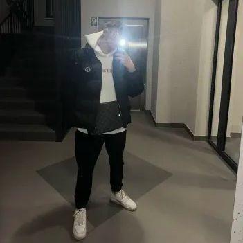-whwood avatar