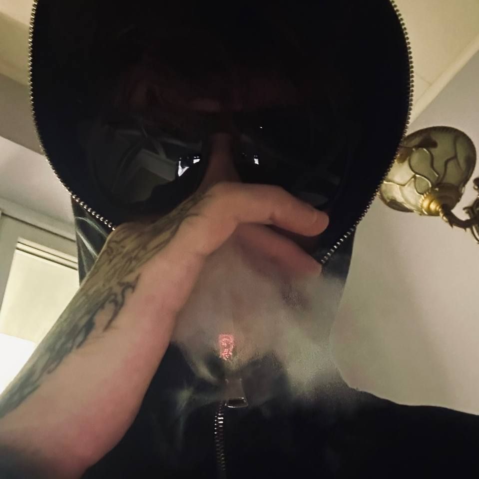 brunett666