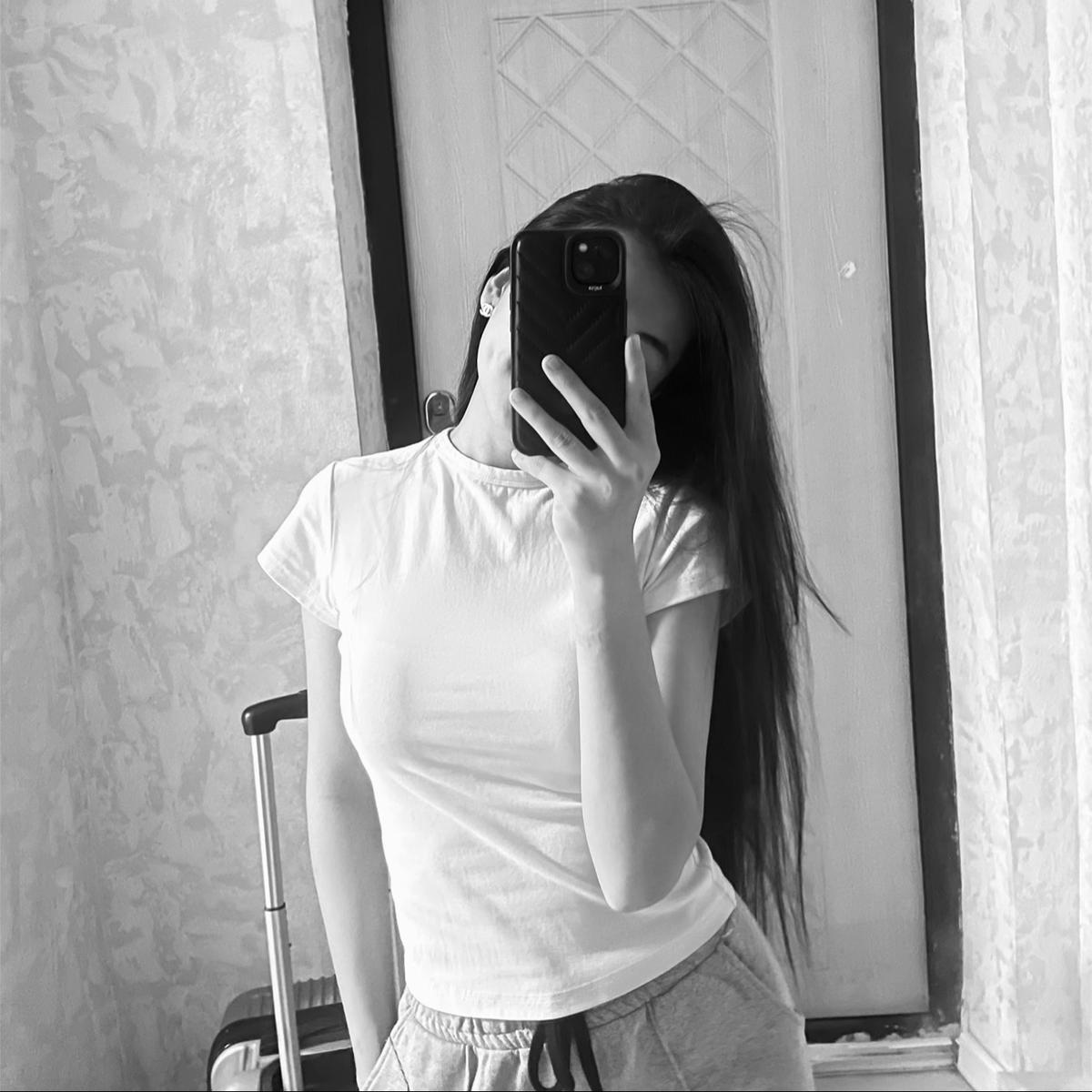 Saryyy12 avatar