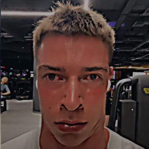 SoQweRez avatar