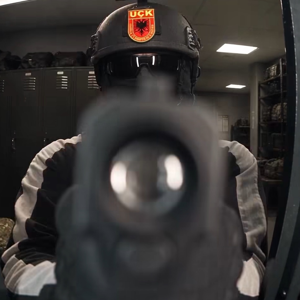ZONE-02