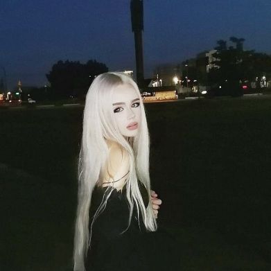 tot3lblond21