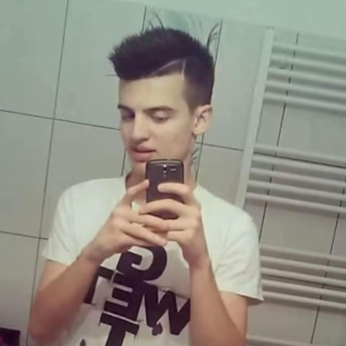 -dkSs-