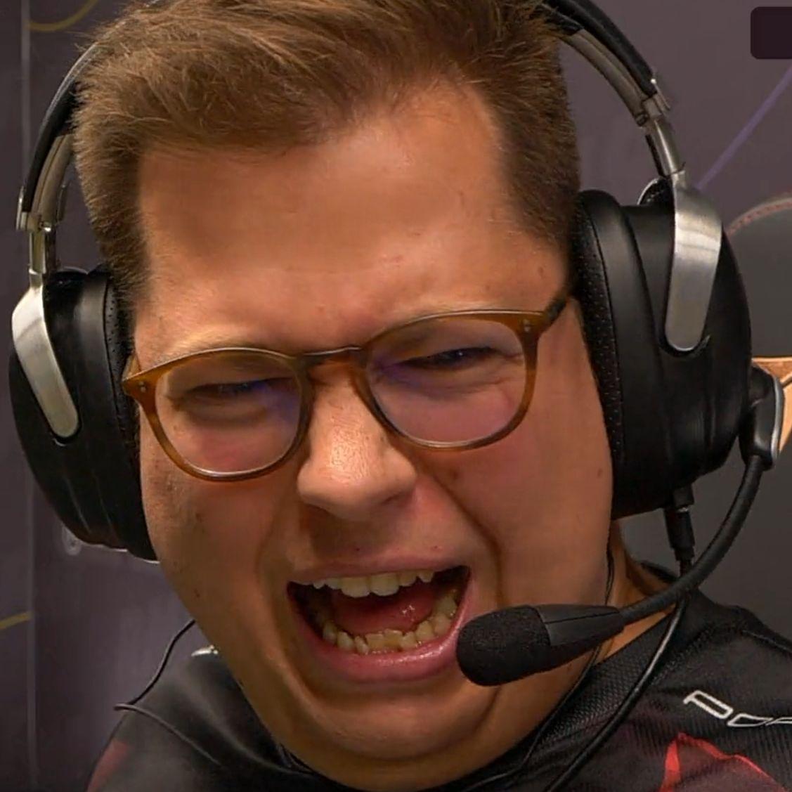 DOGyStyl3 avatar
