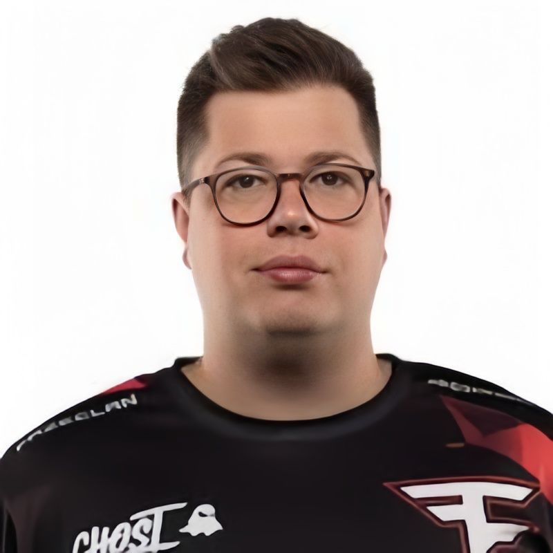 karrigan taylor net worth - Ilustrasi 3